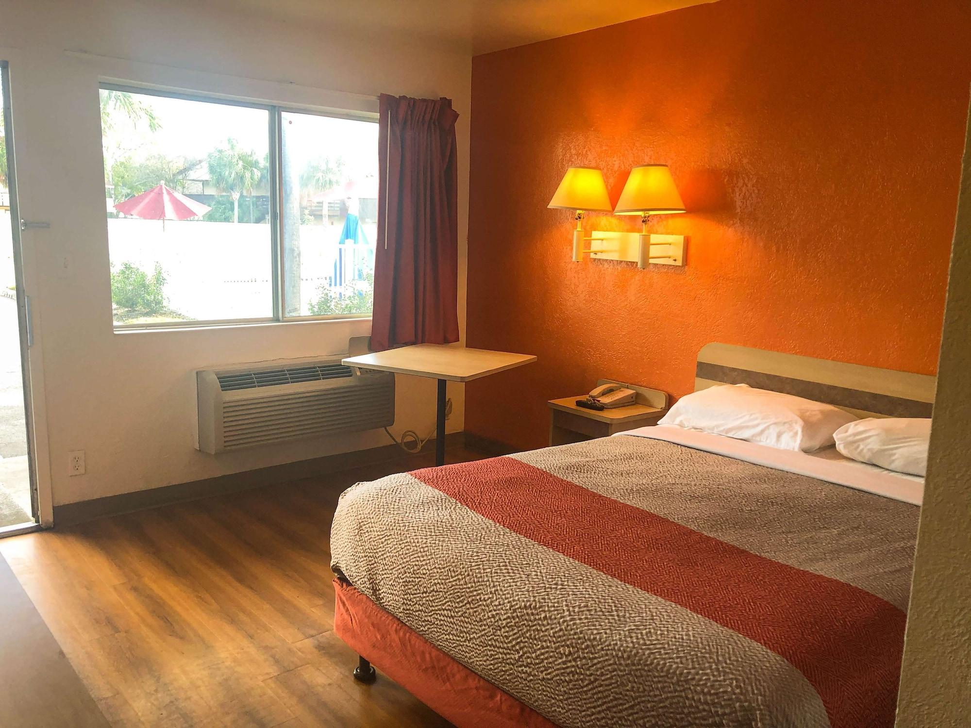 Motel 6-Jacksonville, Fl - Orange Park Exterior photo